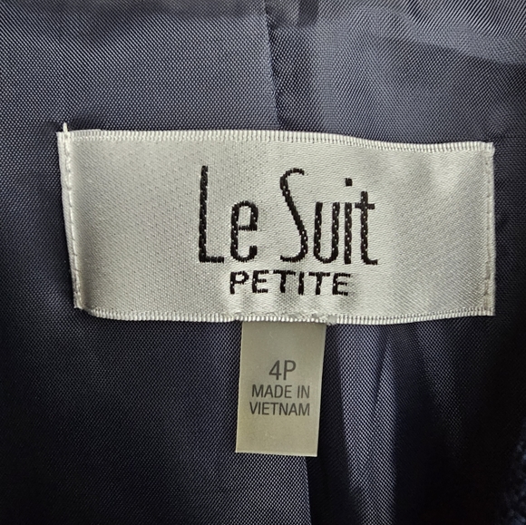 LE SUIT Petite 3 Button Navy Blue Two Piece Skirt Suit - Picture 6 of 14